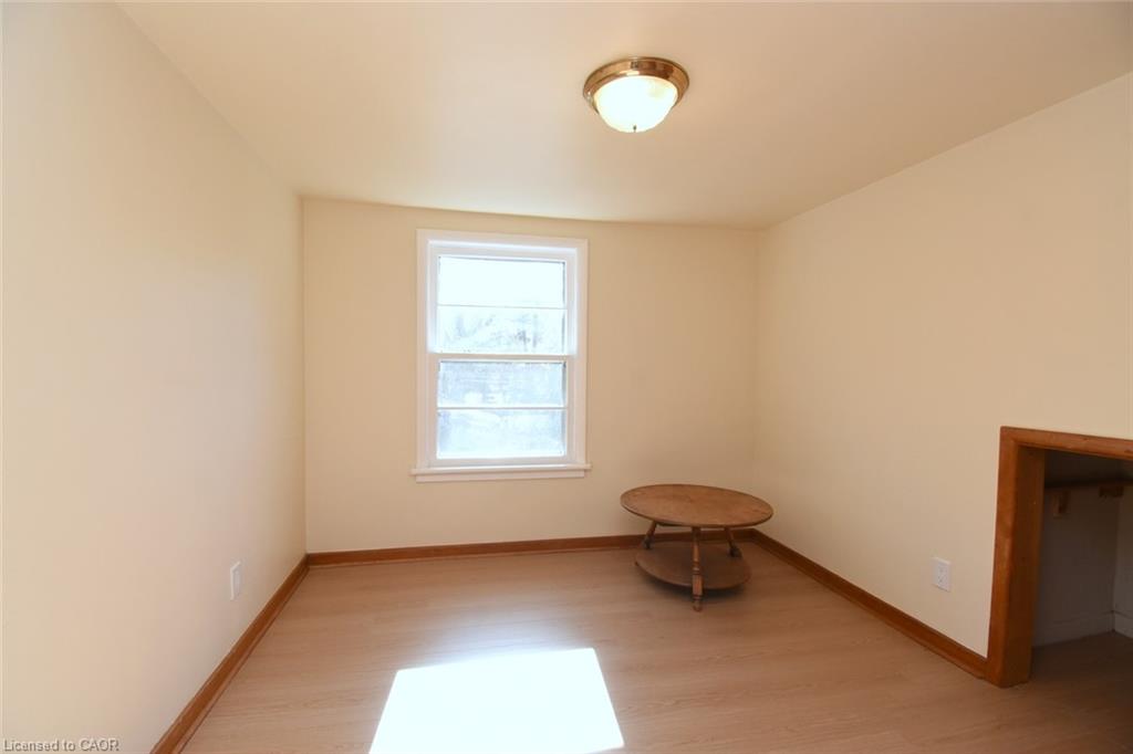 23 Bond Street S Property Photo 12