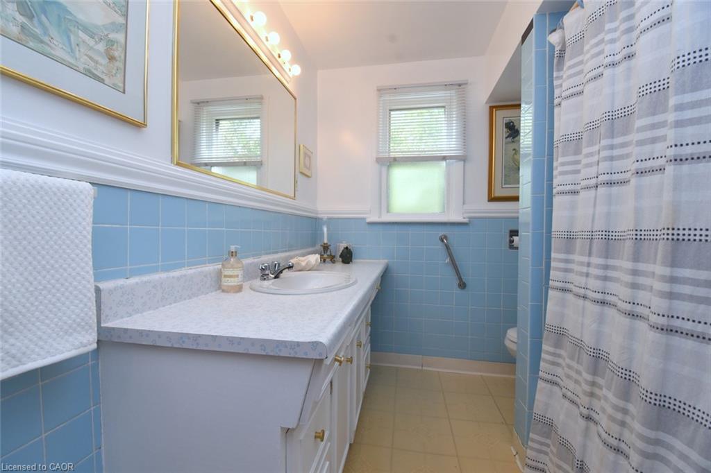 23 Bond Street S Property Photo 13