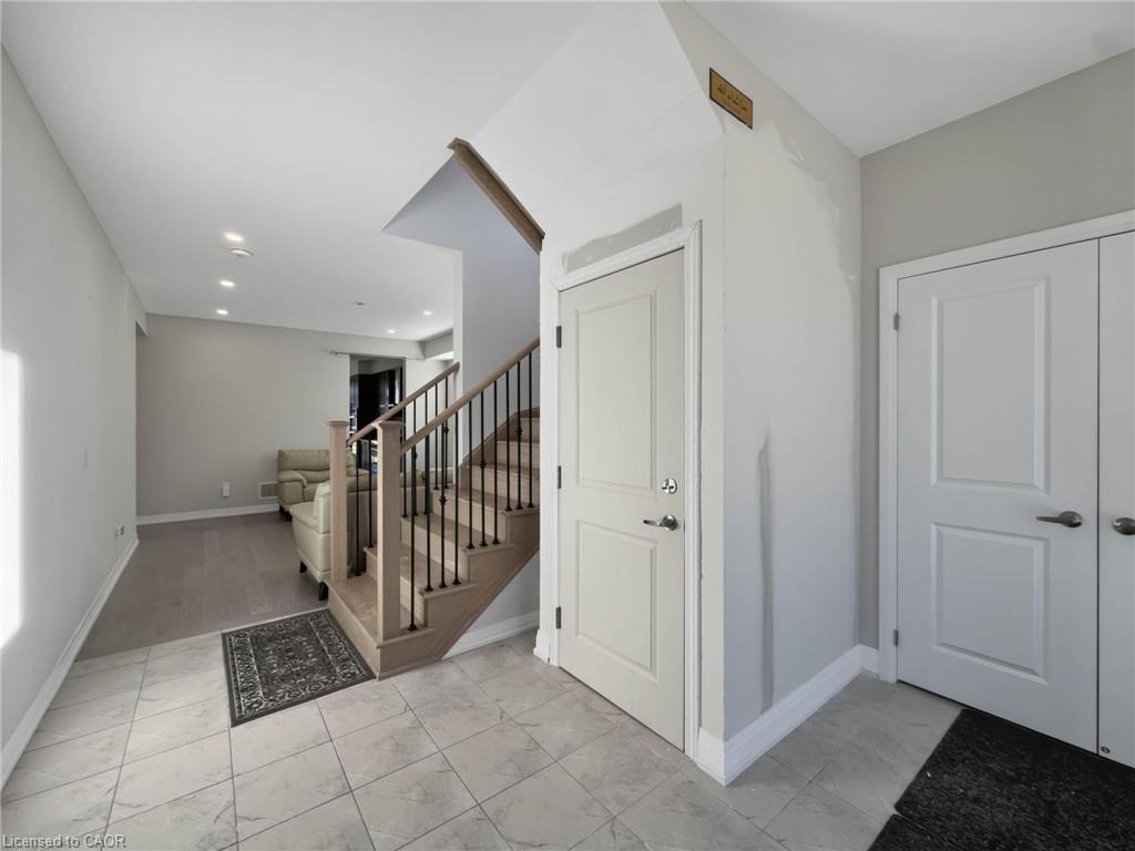 190 Provident Way Property Photo 7