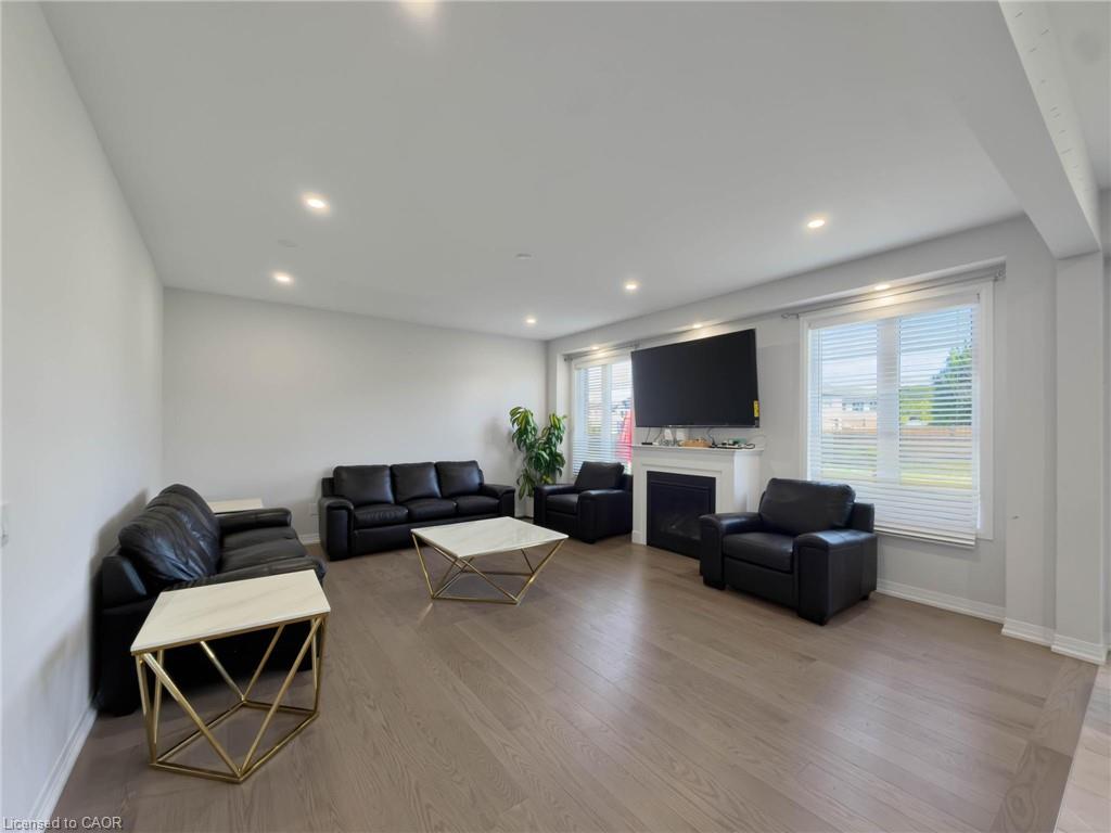 190 Provident Way Property Photo 11
