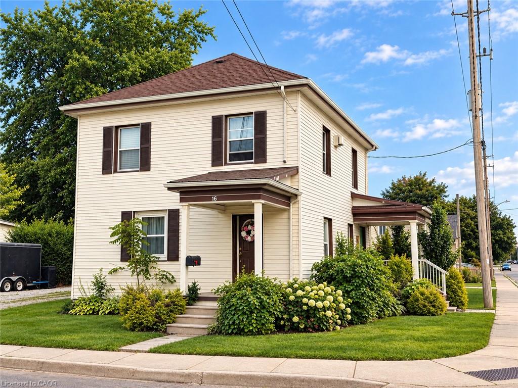 16 Alma Street N Property Photo 1