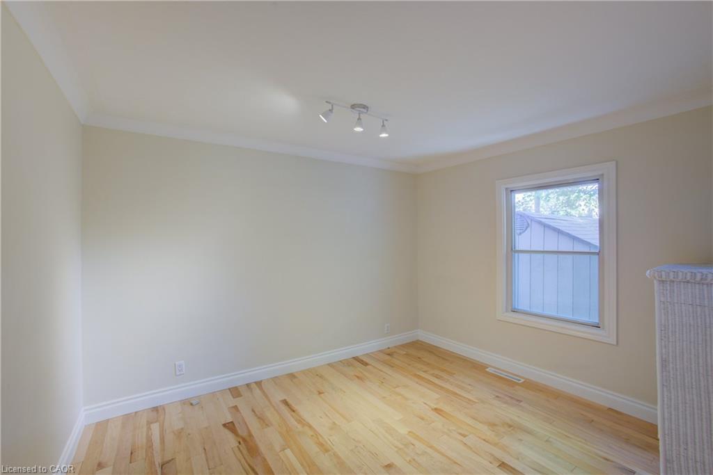 24 Valewood Place Property Photo 11
