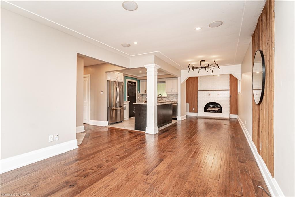 33 Kenwood Crescent Property Photo 6