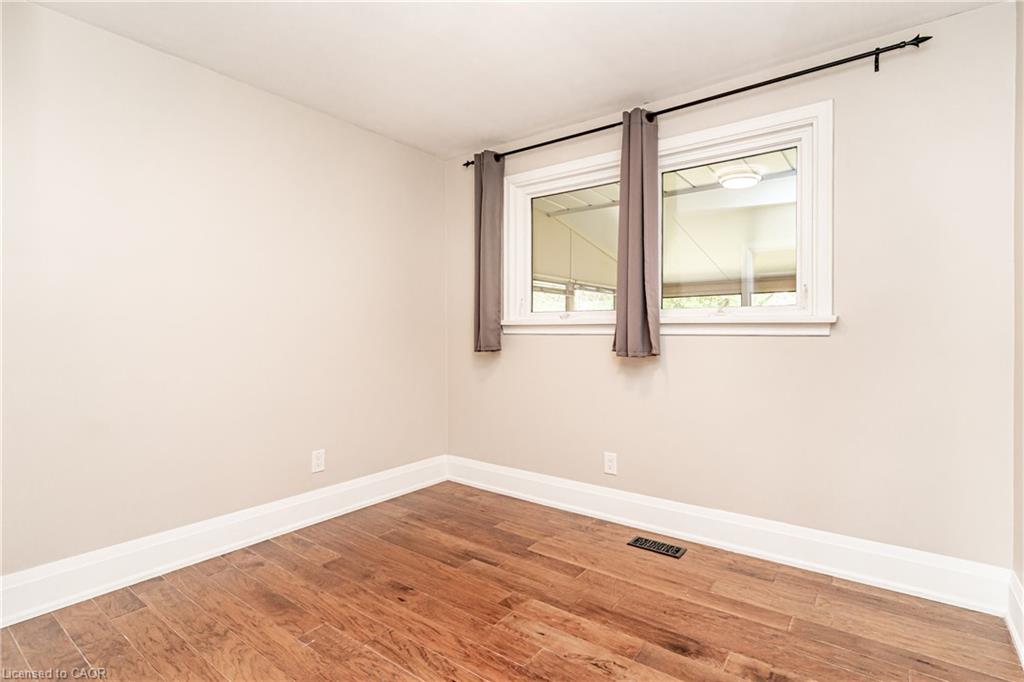 33 Kenwood Crescent Property Photo 15