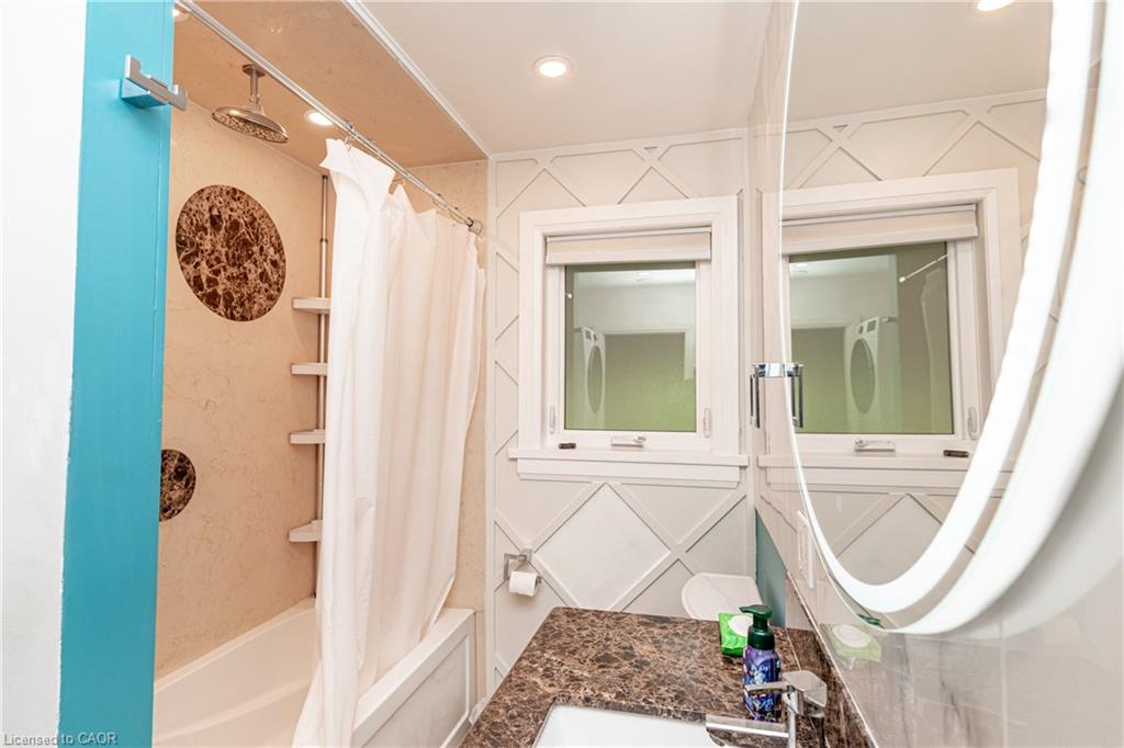 33 Kenwood Crescent Property Photo 17