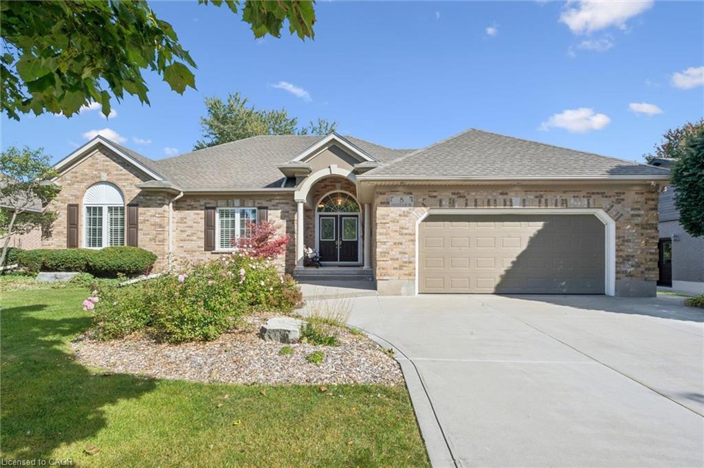 8 Chancellor Drive Property Photo 1