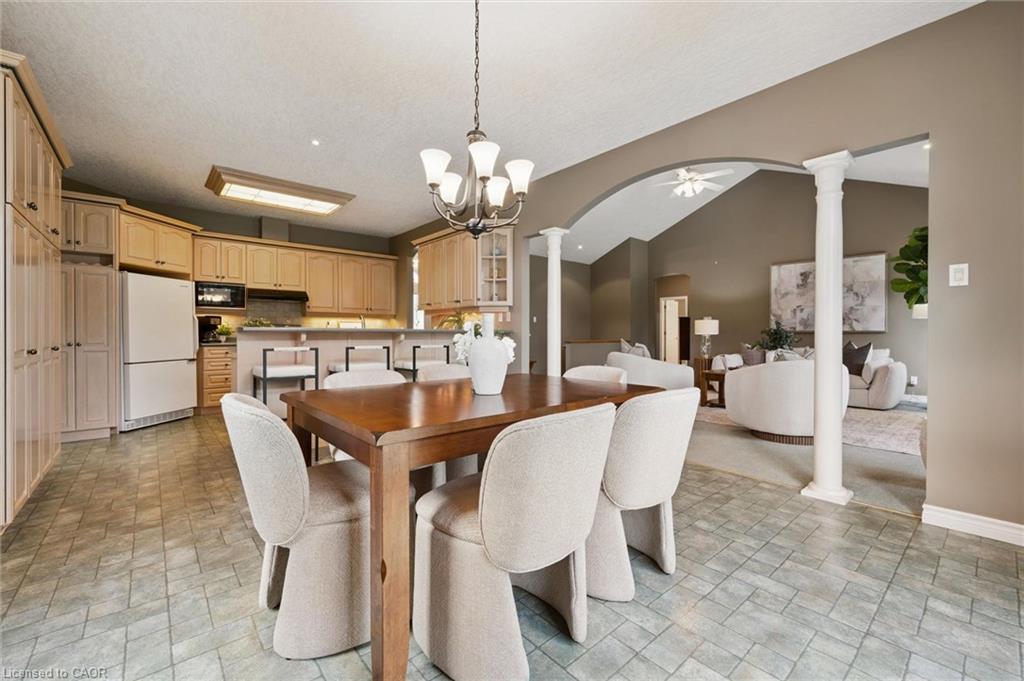 8 Chancellor Drive Property Photo 10