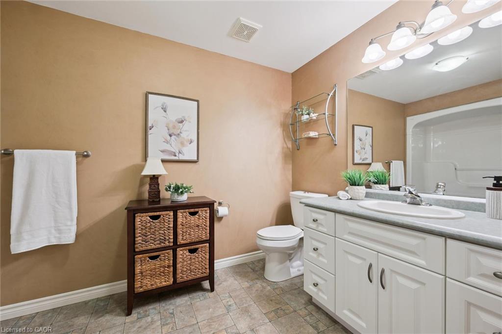 8 Chancellor Drive Property Photo 26