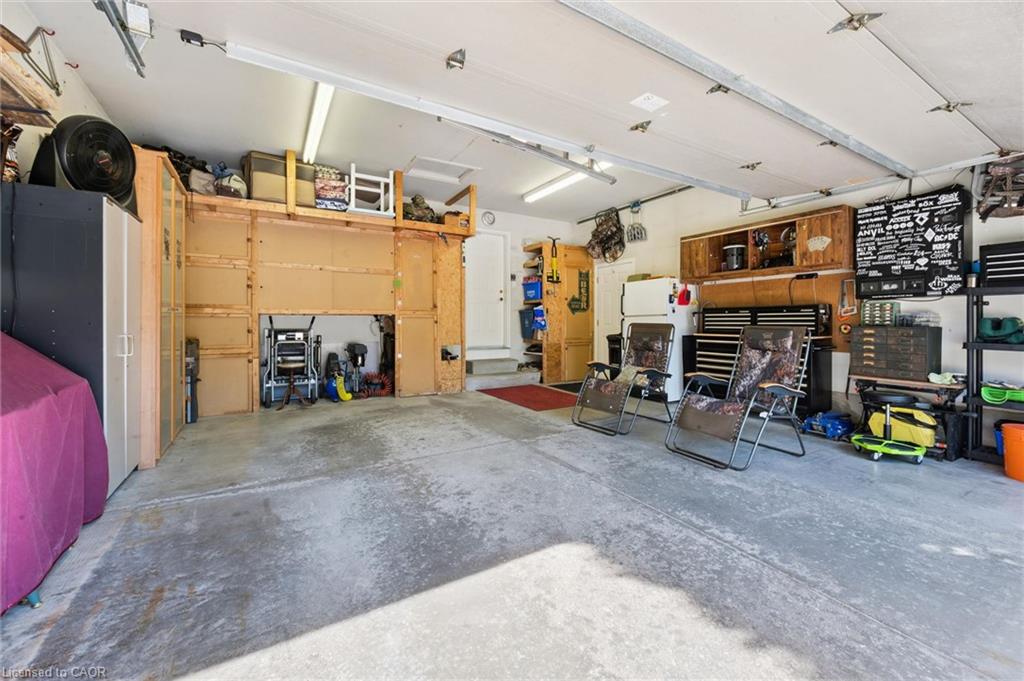 8 Chancellor Drive Property Photo 27