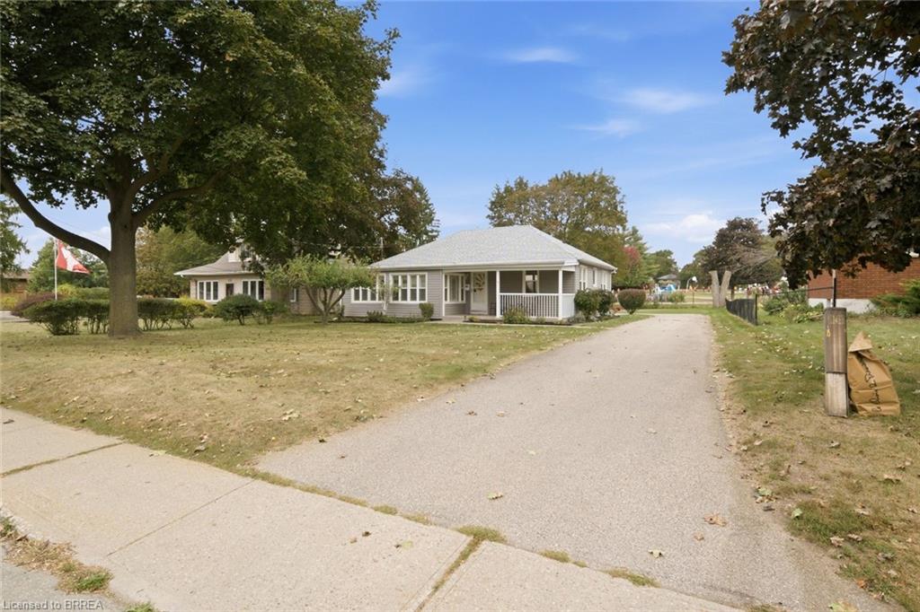 111 Silver Street Property Photo 2
