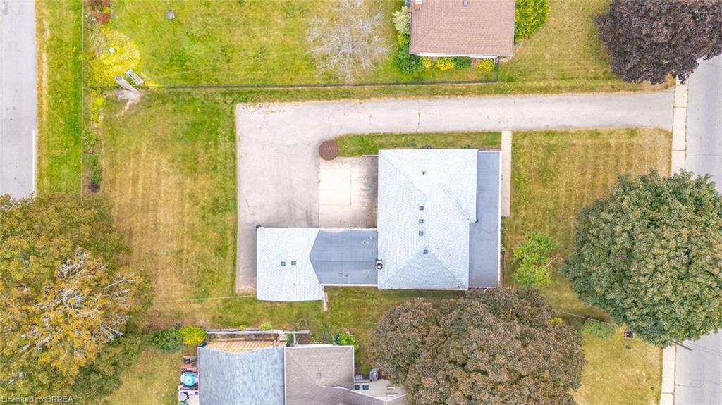 111 Silver Street Property Photo 4