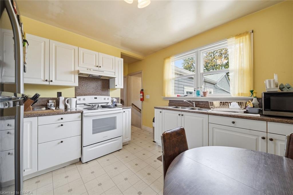 111 Silver Street Property Photo 18