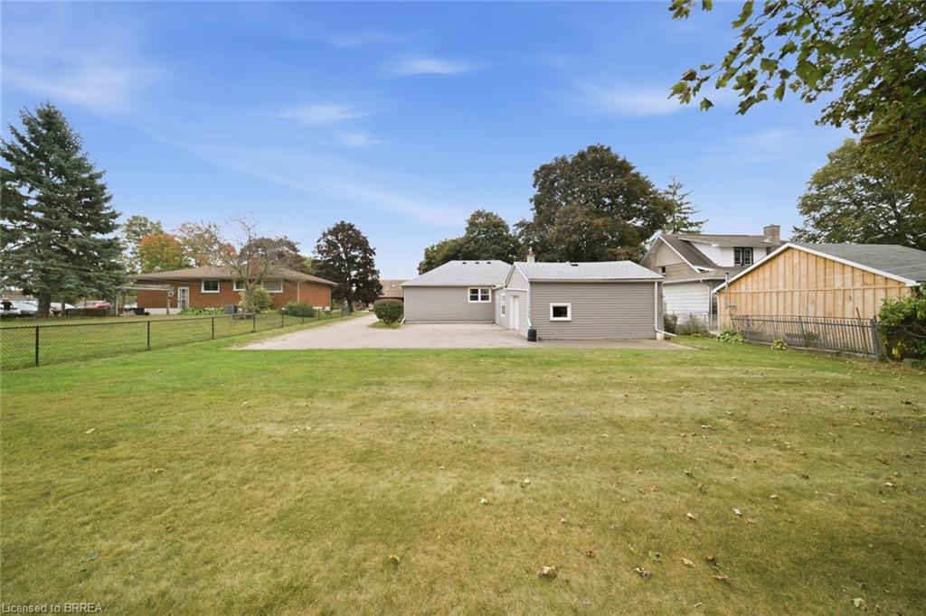 111 Silver Street Property Photo 32