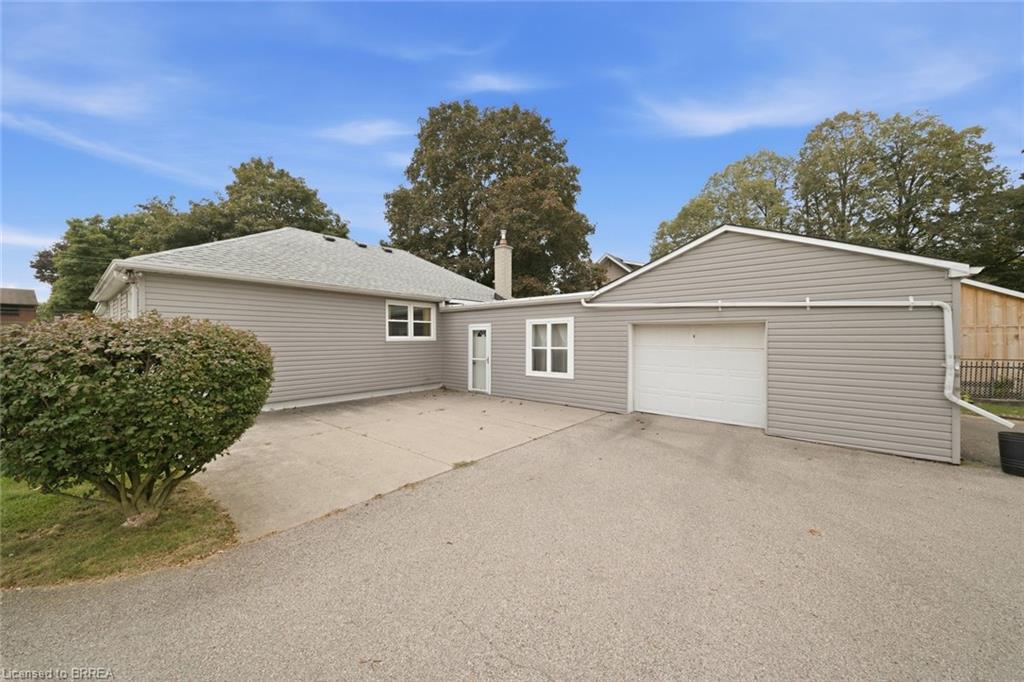 111 Silver Street Property Photo 37