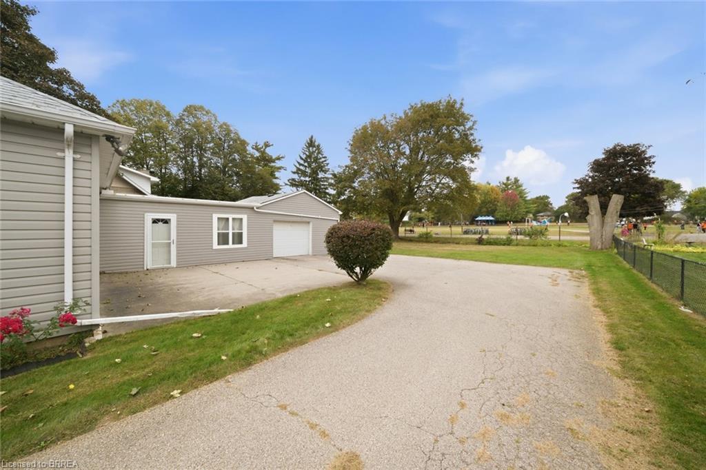 111 Silver Street Property Photo 38