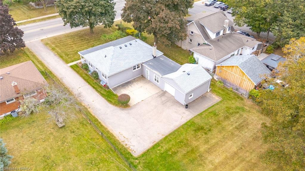 111 Silver Street Property Photo 41
