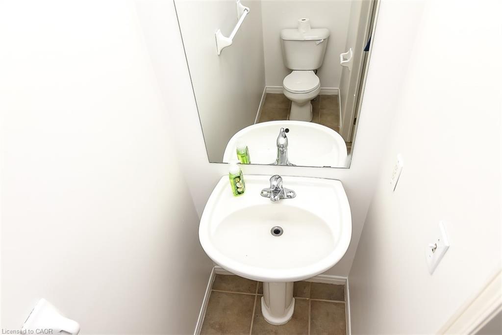 37 Cornerstone Drive Property Photo 15