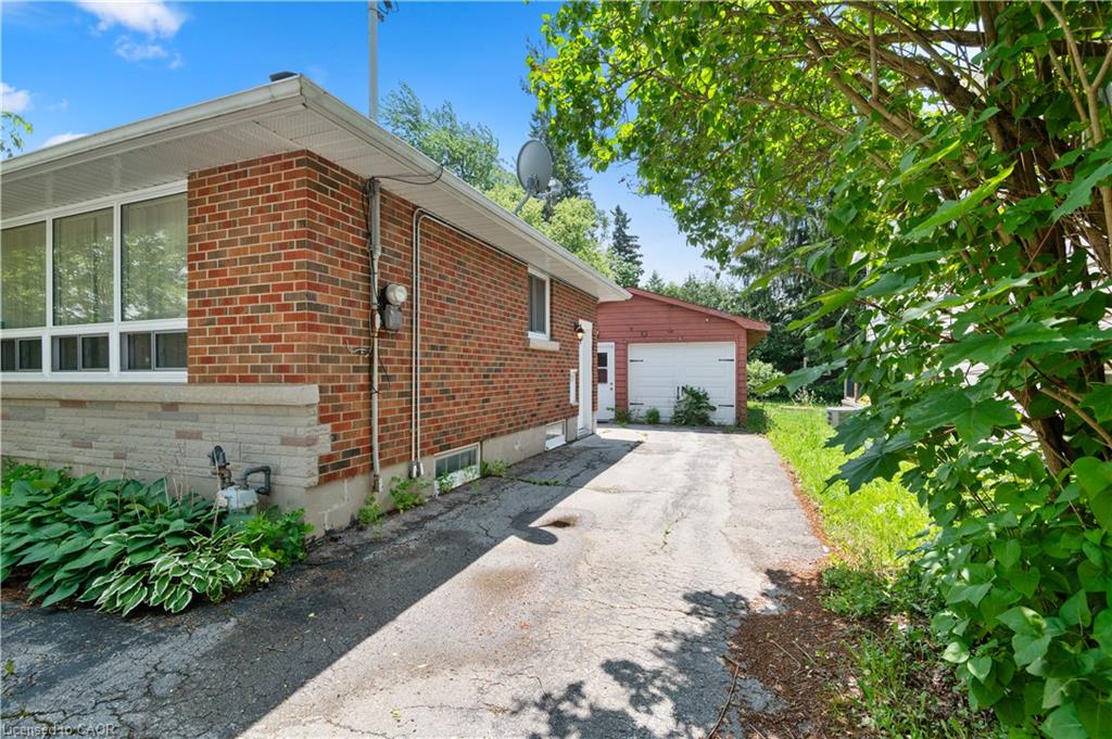 62 Elizabeth Street Property Photo 3