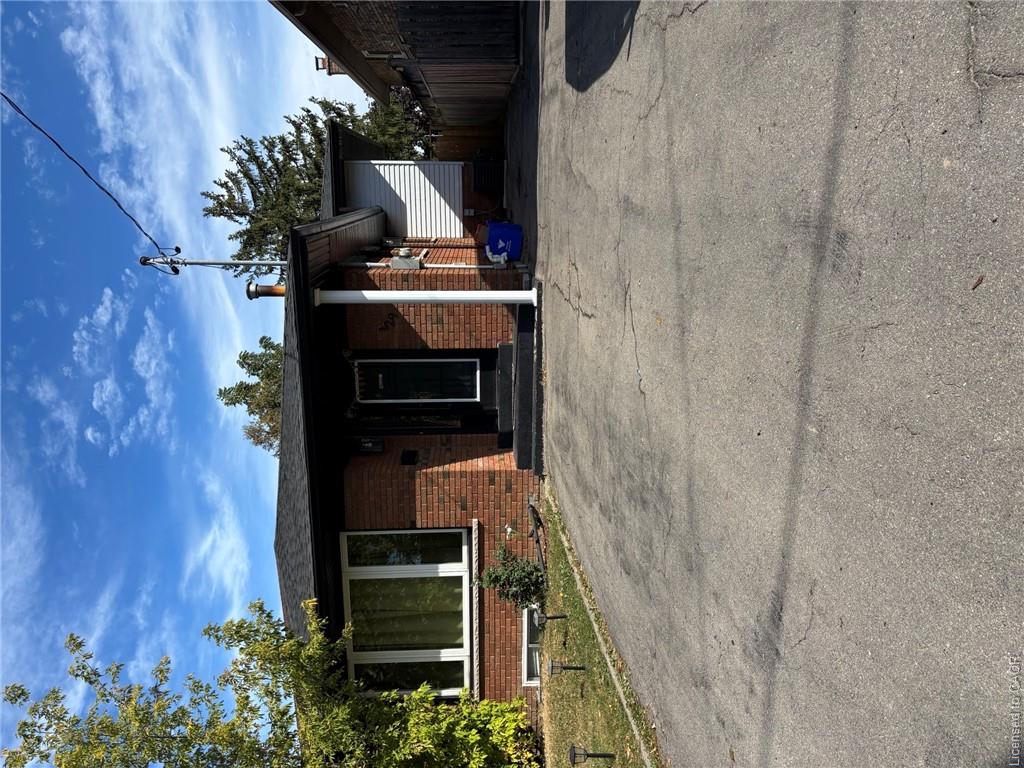 B-129 Parkdale Avenue S Property Photo 1