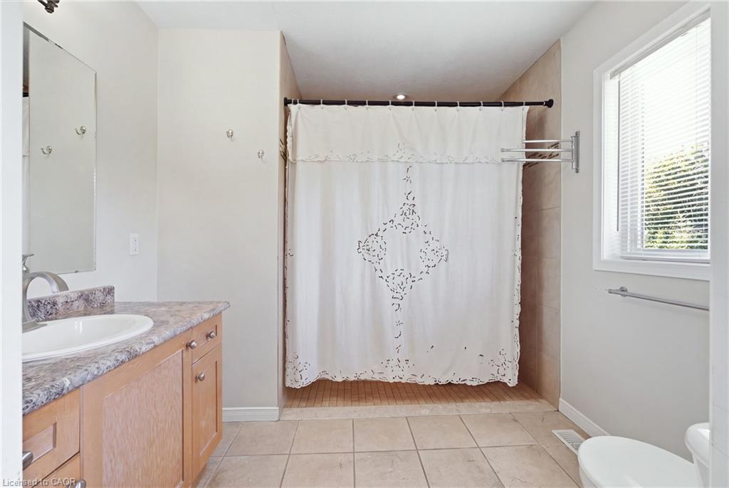 264 Steepleridge Street Property Photo 26