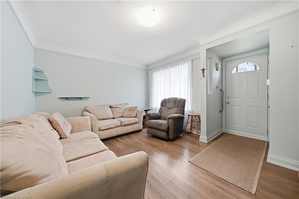 147 Glen Road Property Photo 5