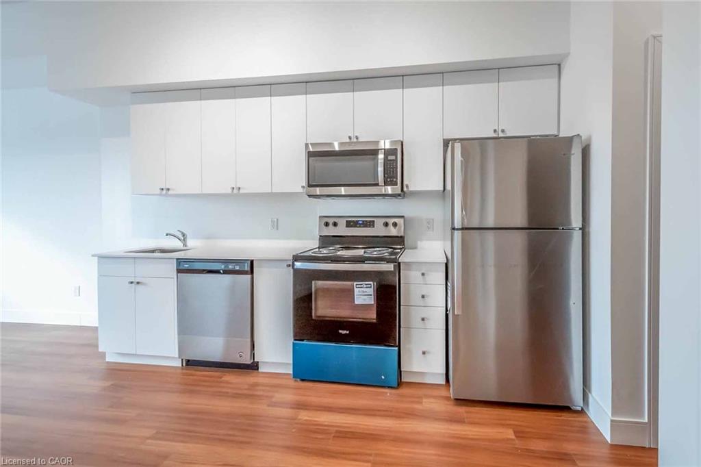 1 Wellington Street Property Photo 6