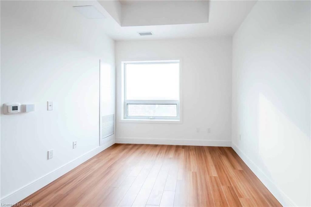 1 Wellington Street Property Photo 8