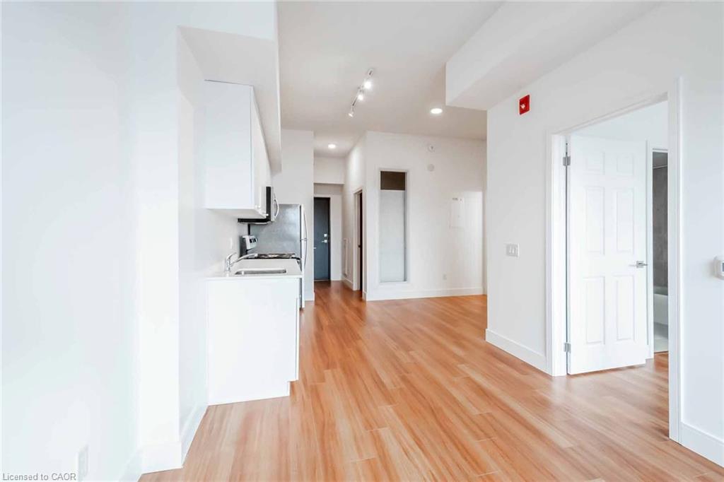 1 Wellington Street Property Photo 10