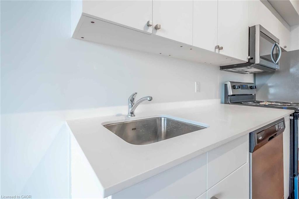 1 Wellington Street Property Photo 13