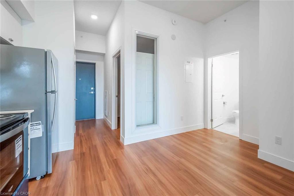 1 Wellington Street Property Photo 14