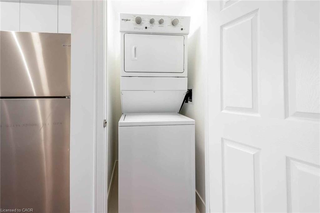 1 Wellington Street Property Photo 25