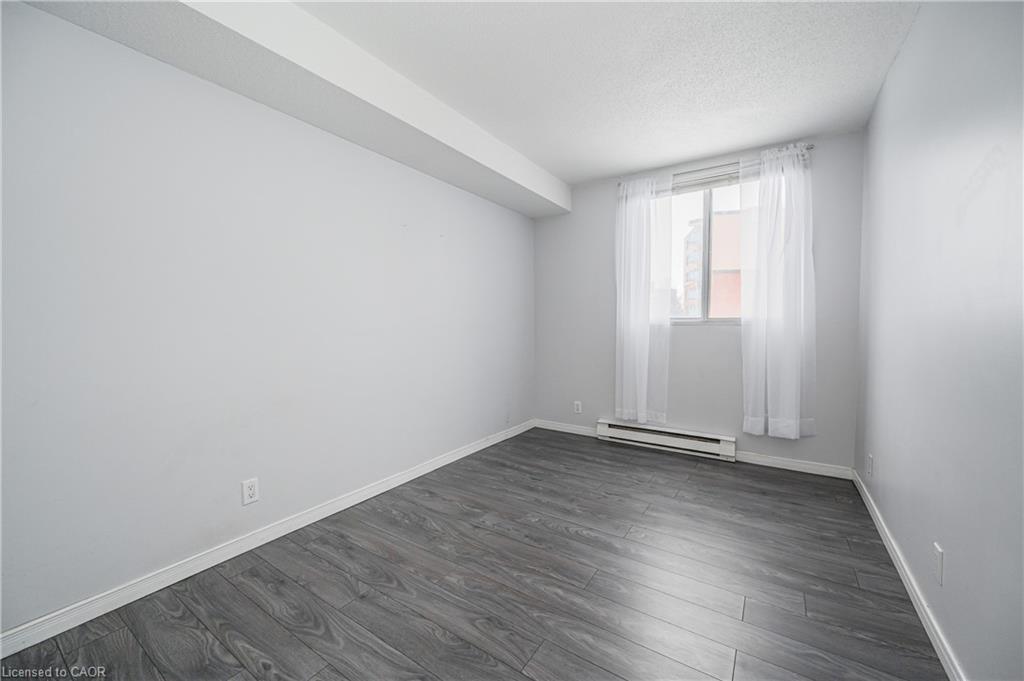 211-18 Holborn Court Property Photo 11