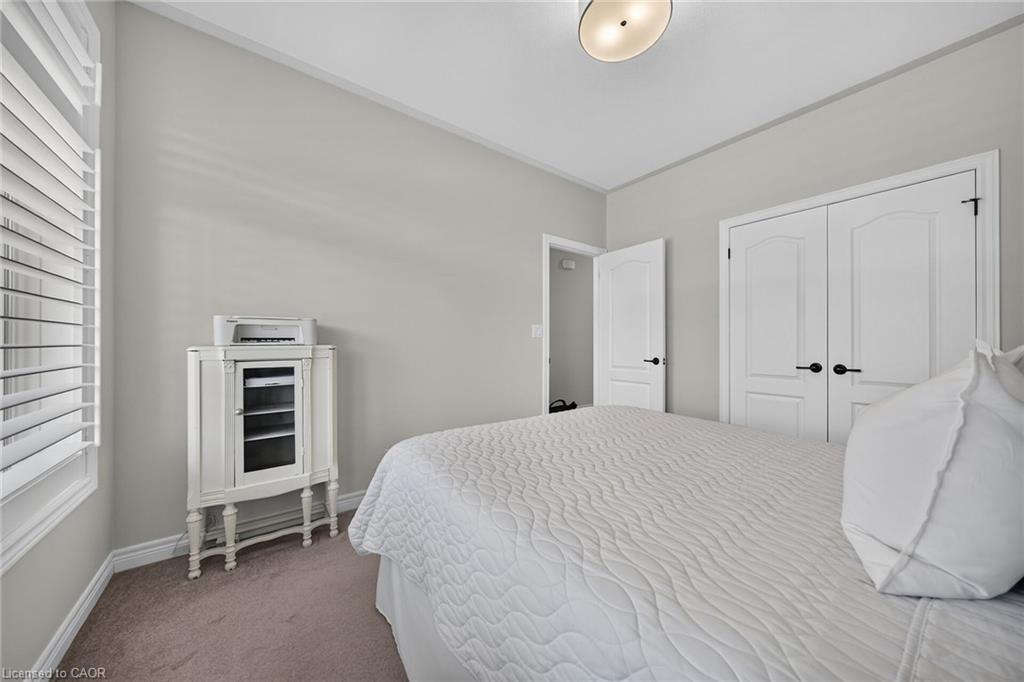 10 Macneil Court Property Photo 10