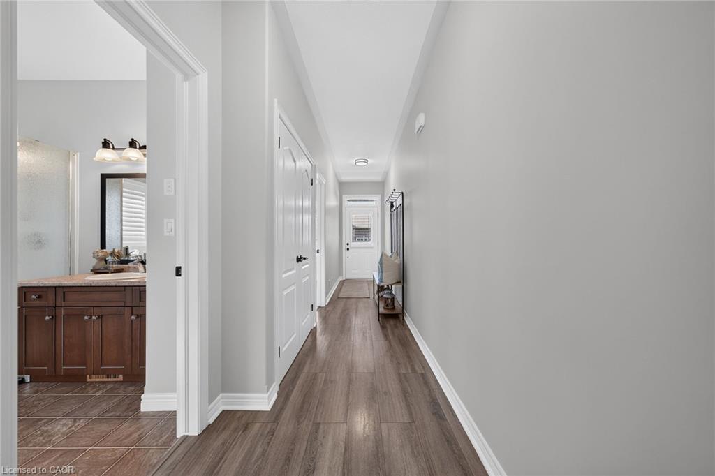 10 Macneil Court Property Photo 11