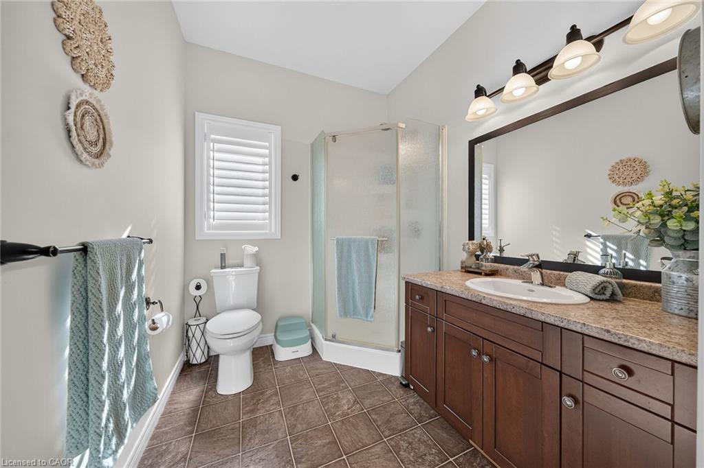 10 Macneil Court Property Photo 13