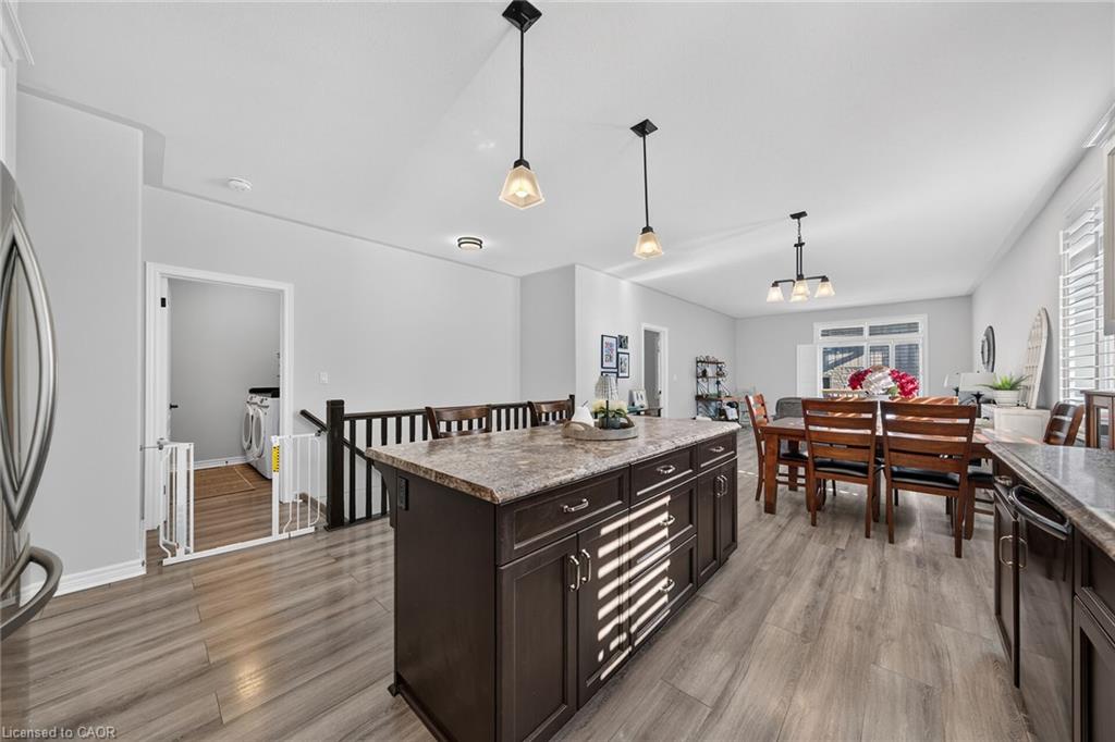 10 Macneil Court Property Photo 18