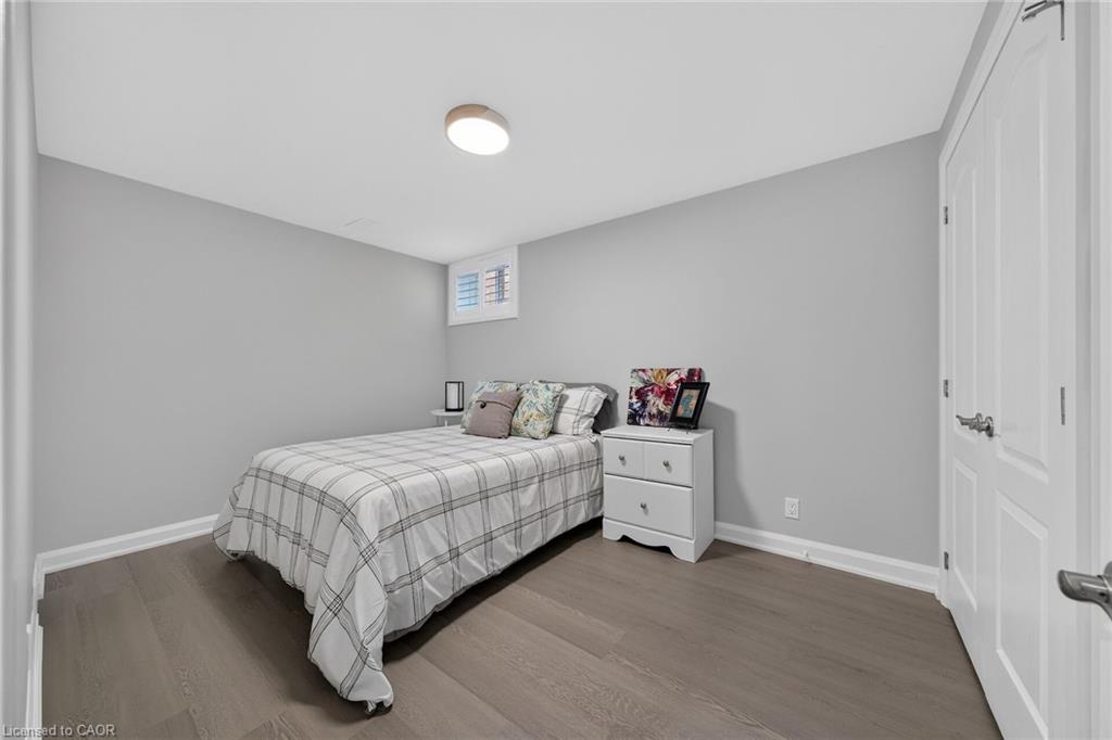 10 Macneil Court Property Photo 39