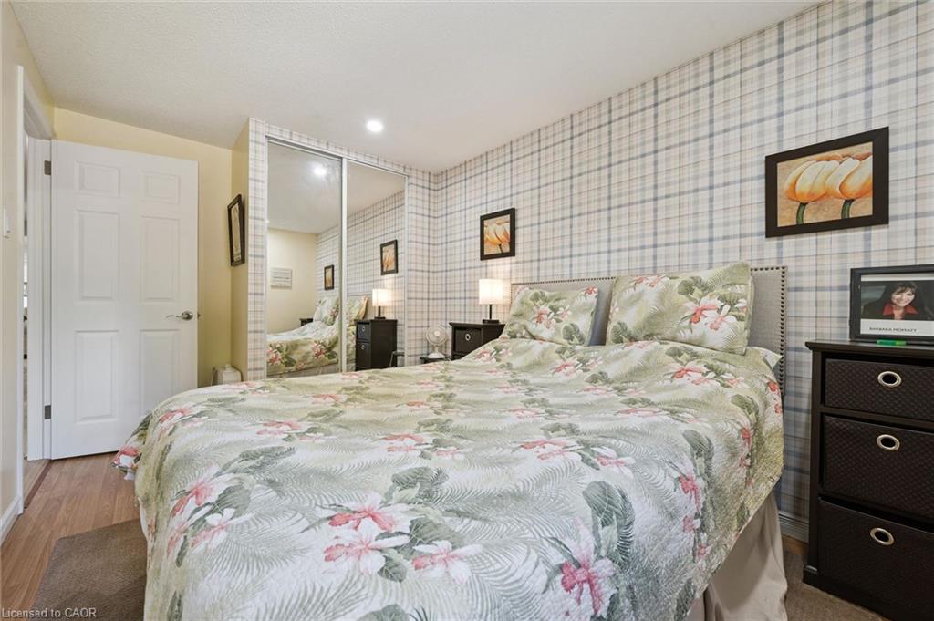 172 Laurentian Drive Property Photo 17