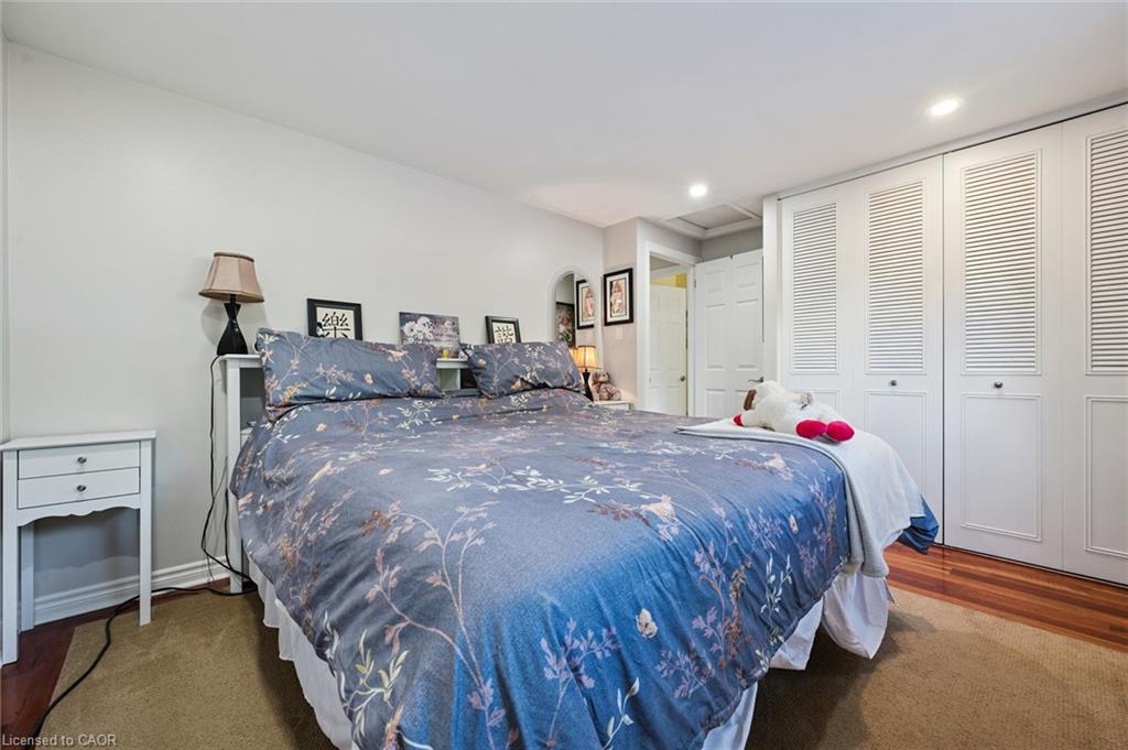 172 Laurentian Drive Property Photo 19