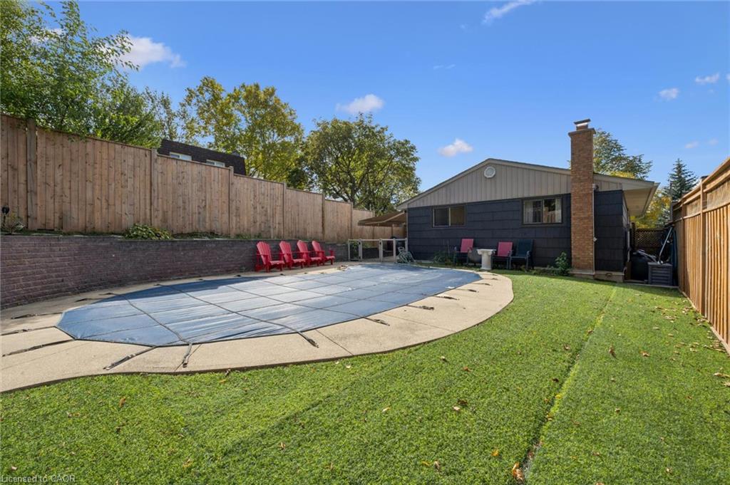 172 Laurentian Drive Property Photo 33