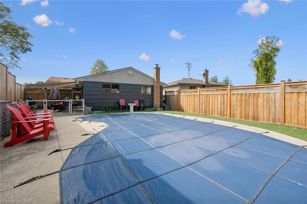 172 Laurentian Drive Property Photo 34