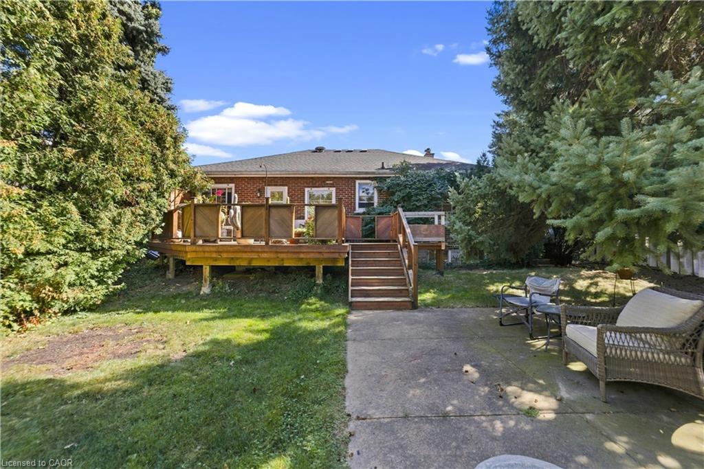 106 Pottruff Road S Property Photo 14