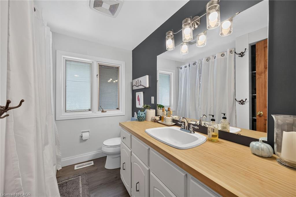 108 Temperance Street E Property Photo 28