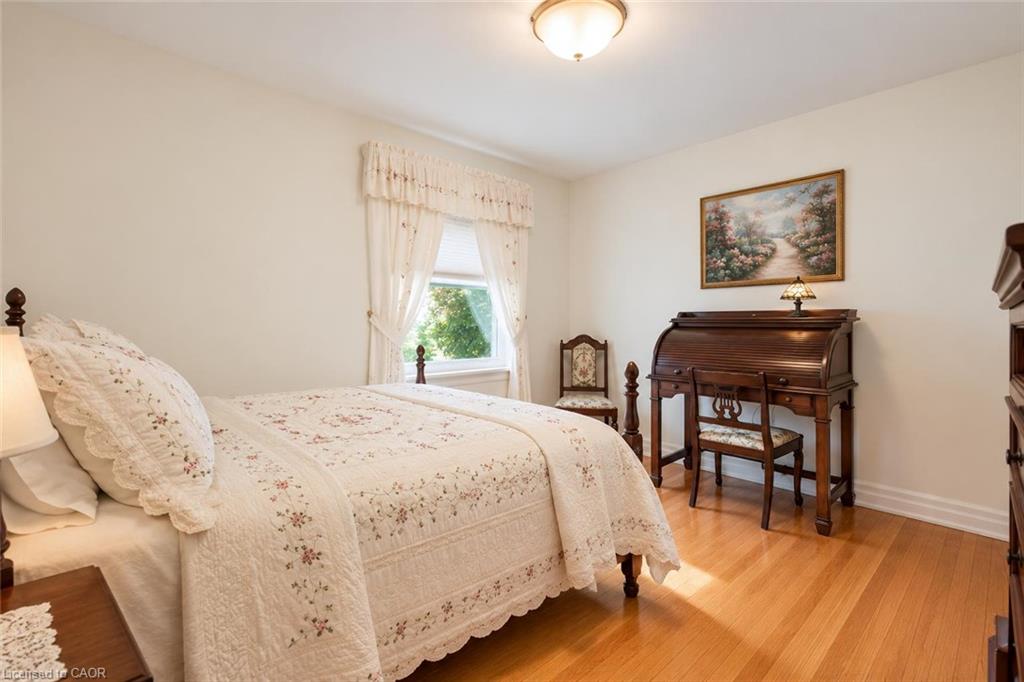 38 Callander Drive Property Photo 11