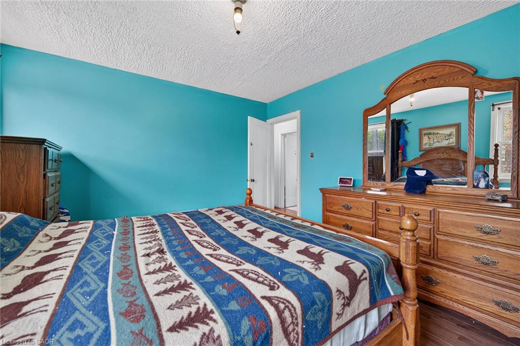 111 Kenilworth Avenue S Property Photo 23