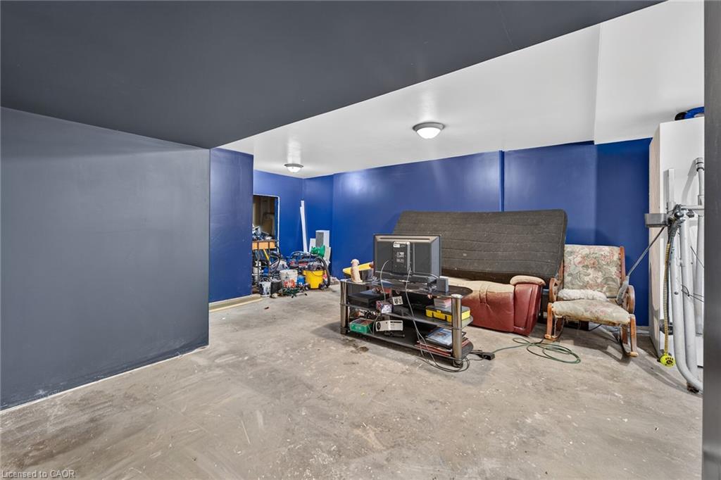111 Kenilworth Avenue S Property Photo 30