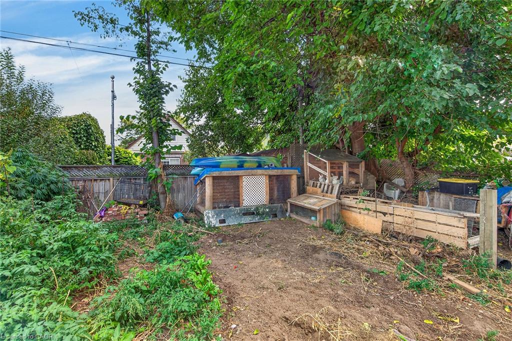 111 Kenilworth Avenue S Property Photo 39