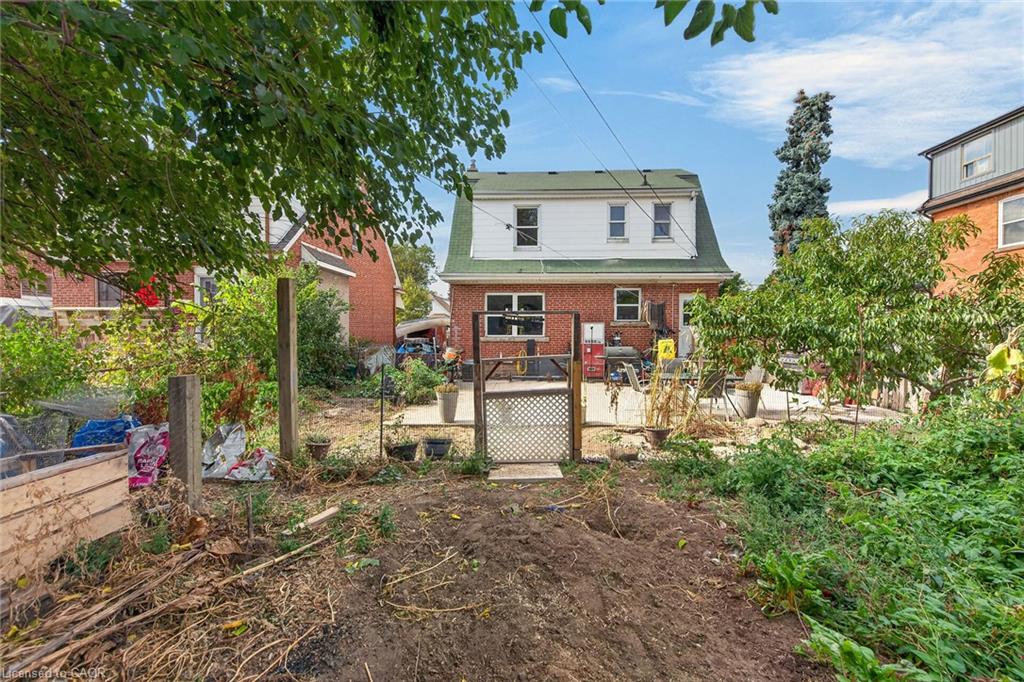 111 Kenilworth Avenue S Property Photo 41