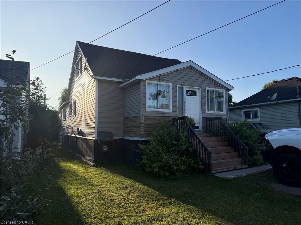 317 Moody Street Property Photo 3