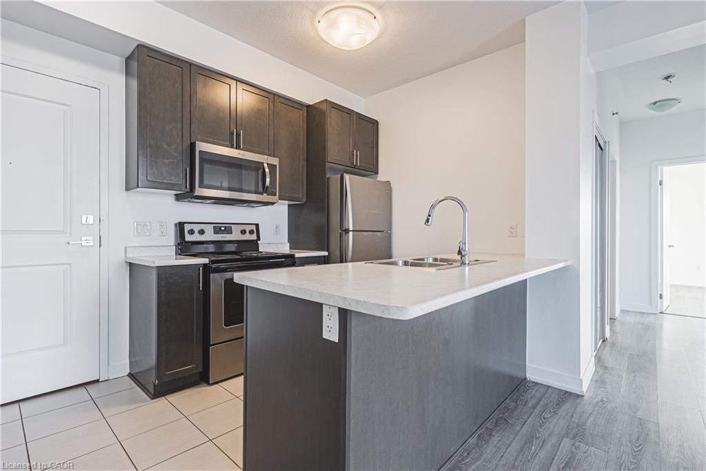 706-2486 Old Bronte Road Property Photo 8